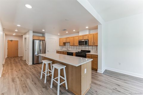 Condominium in Denver CO 1631 Emerson Street 10.jpg