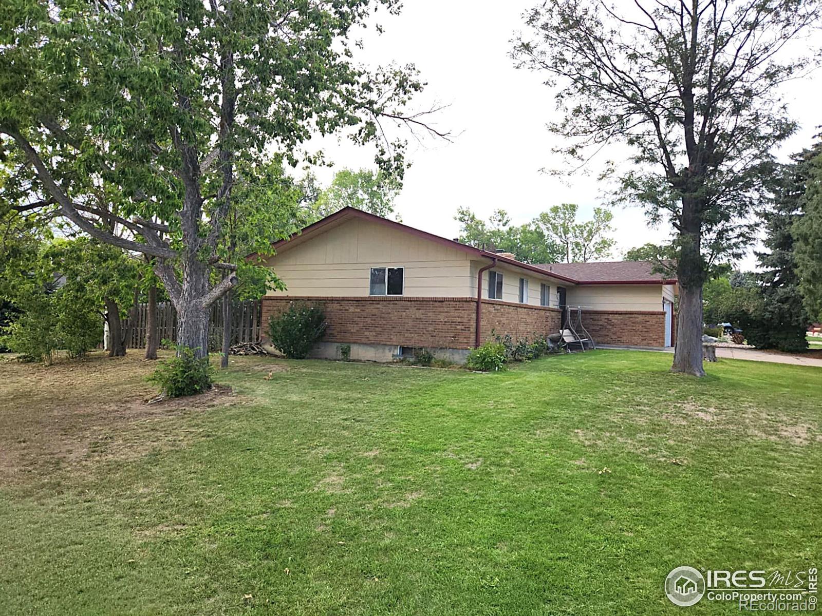 2814 W 27th Street