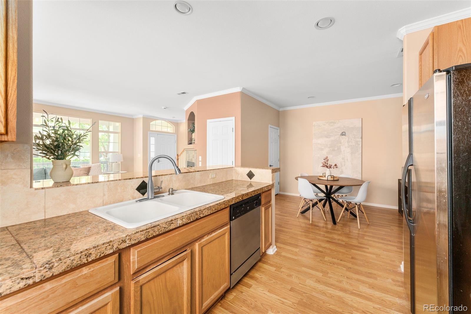 8317 Stonybridge Circle, Highlands Ranch, CO, 80126 4 8317 Stonybridge Circle