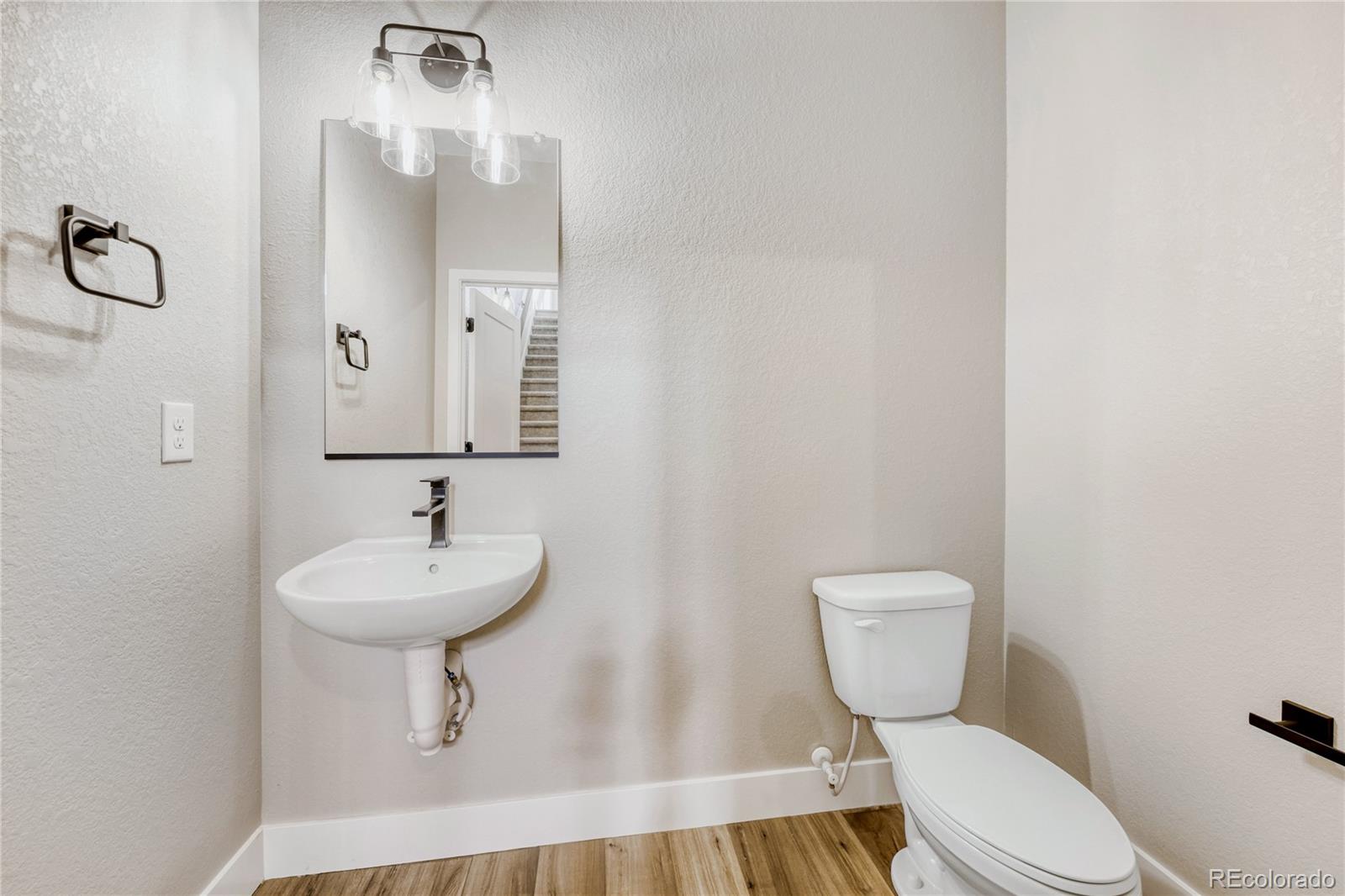 15508 W Washburn Avenue