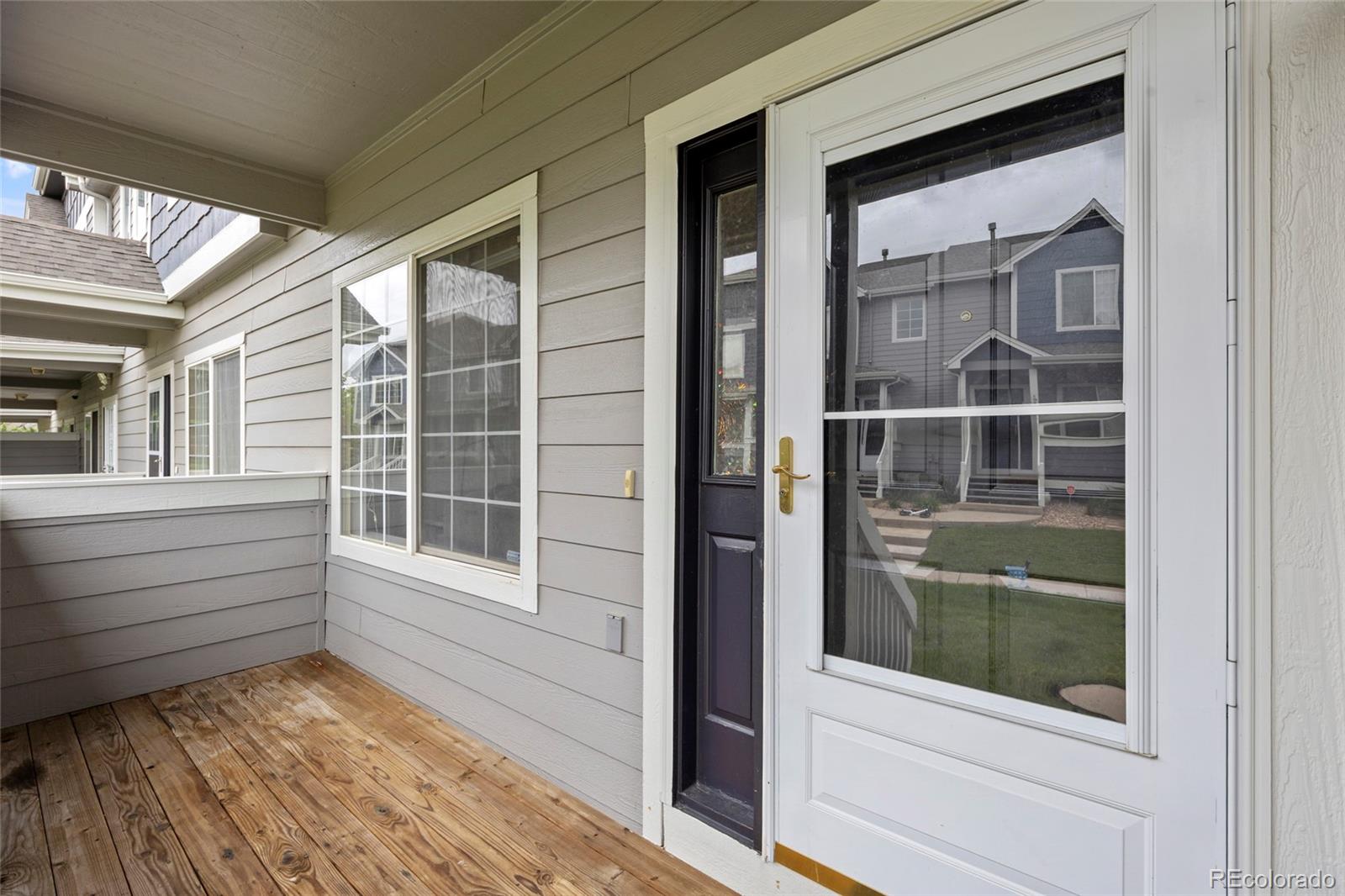 19216 E Idaho Place 102