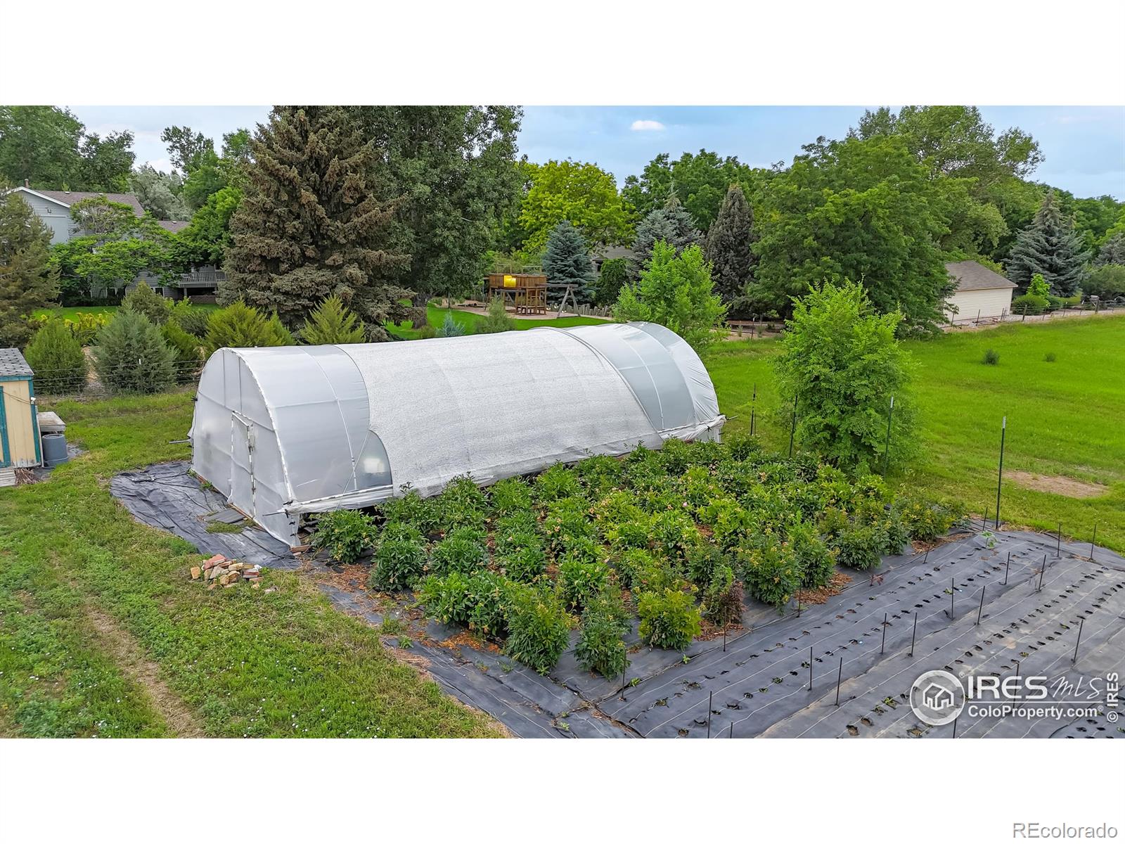 512 E County Road 30