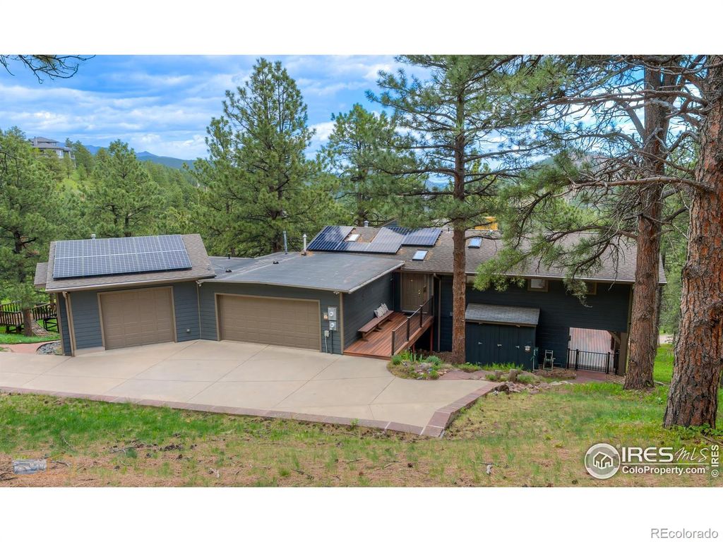 Photo of 335 Pine Tree Lane, Boulder, CO 80304 (MLS # IR1052089)