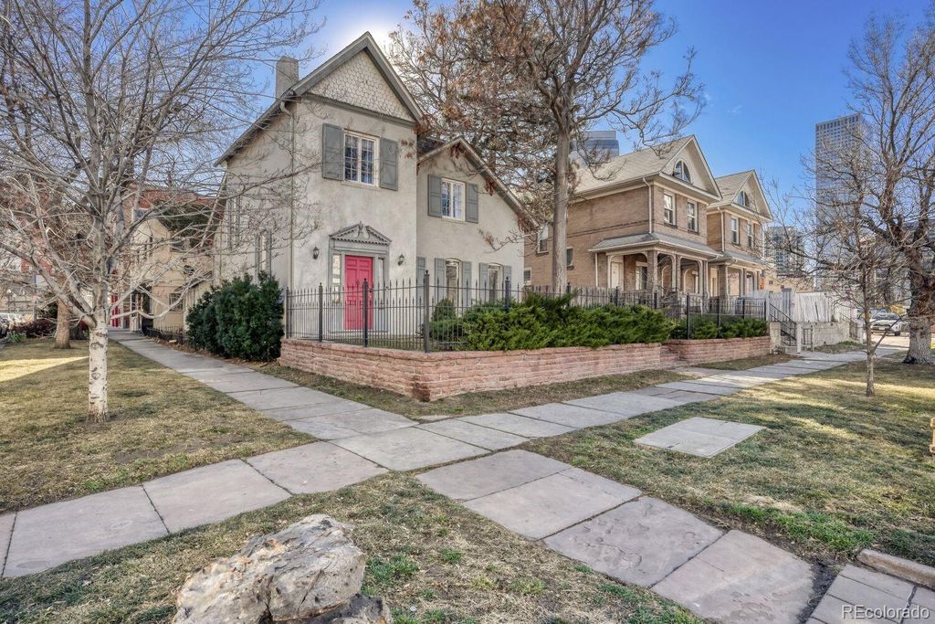 Photo of 422 21st Street, Denver, CO 80205 (MLS # 6487194)