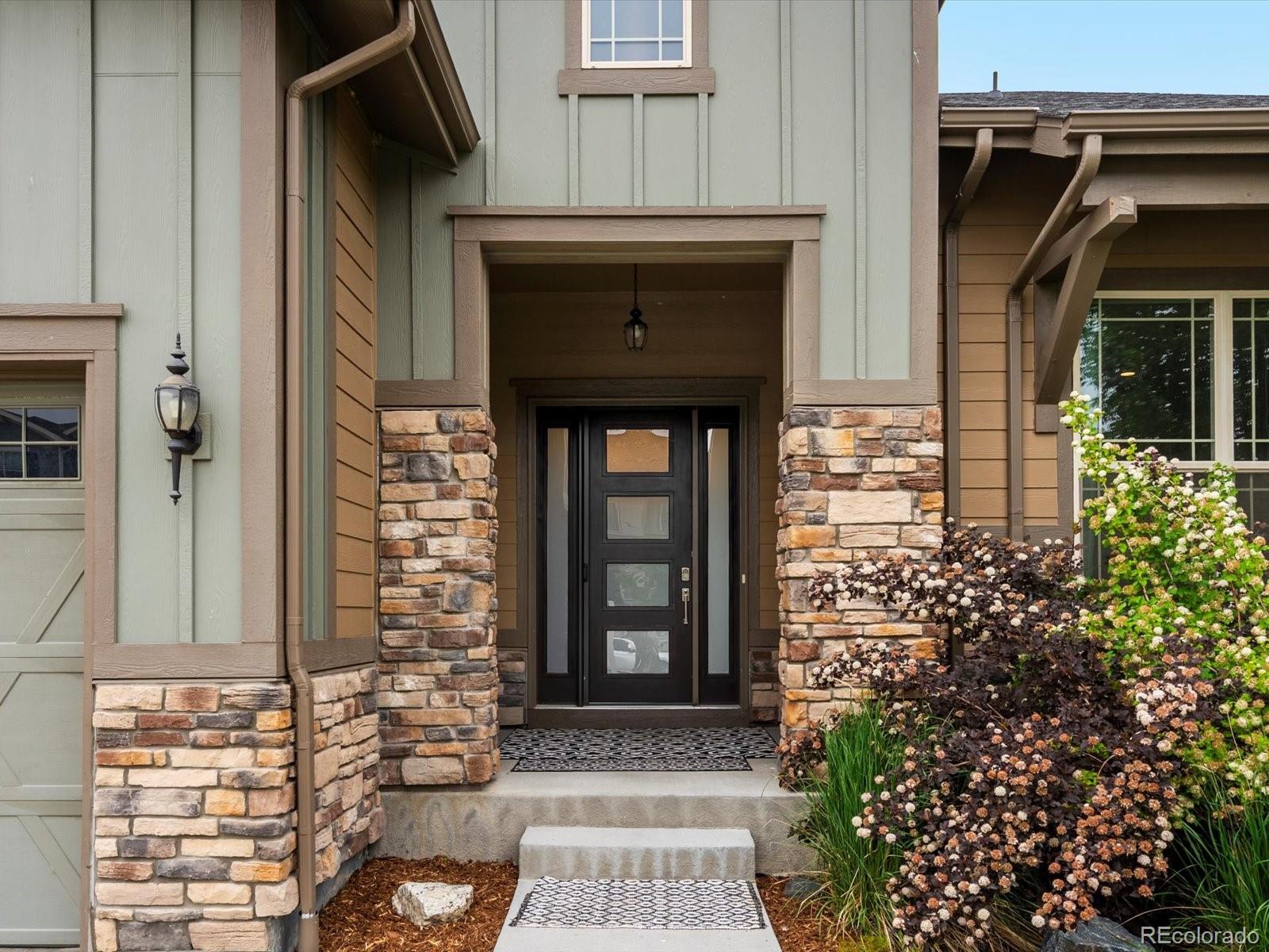 2113 Fountain Circle