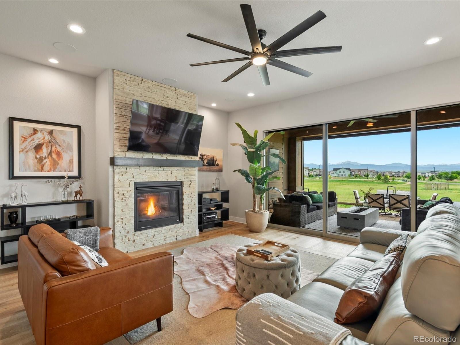 2113 Fountain Circle