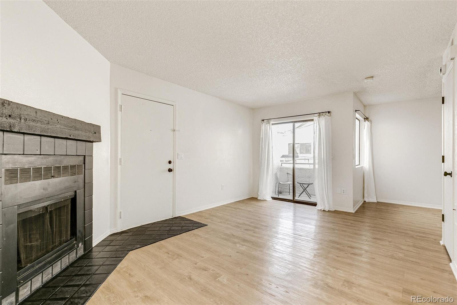 1820 Newland Court 313, Lakewood, CO, 80214 3 1820 Newland Court 313