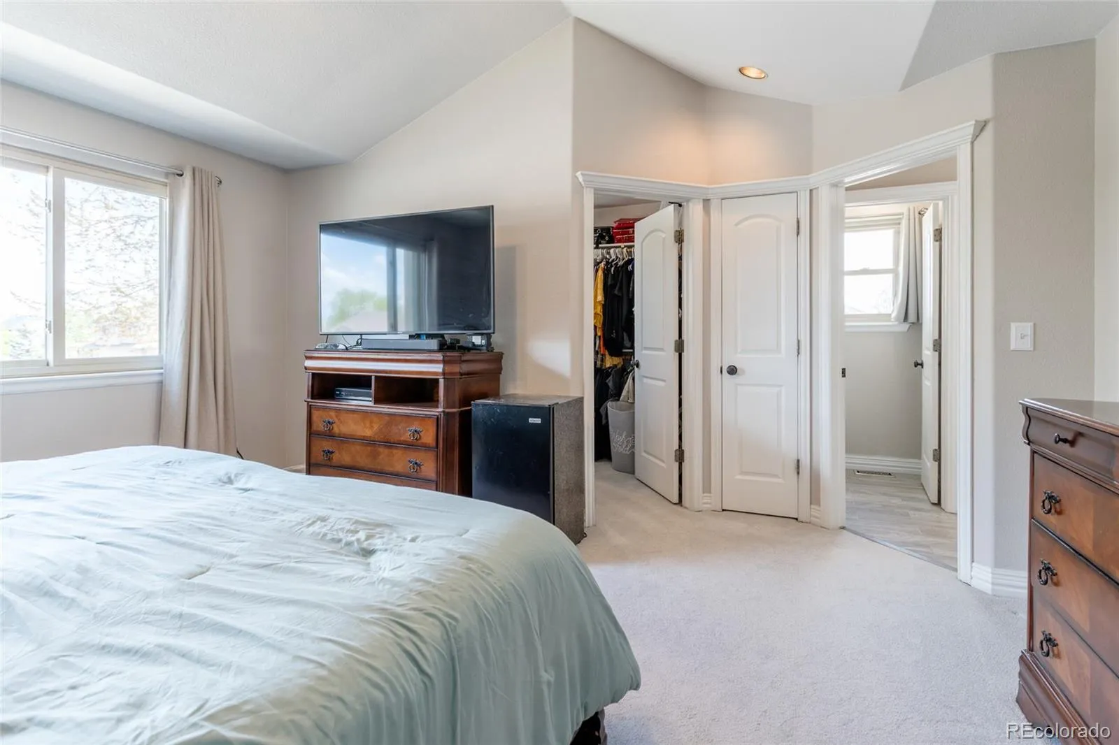 Brighton, Colorado 80601, United States, 4 Bedrooms Bedrooms, ,4 BathroomsBathrooms,Residential,Pending,121736