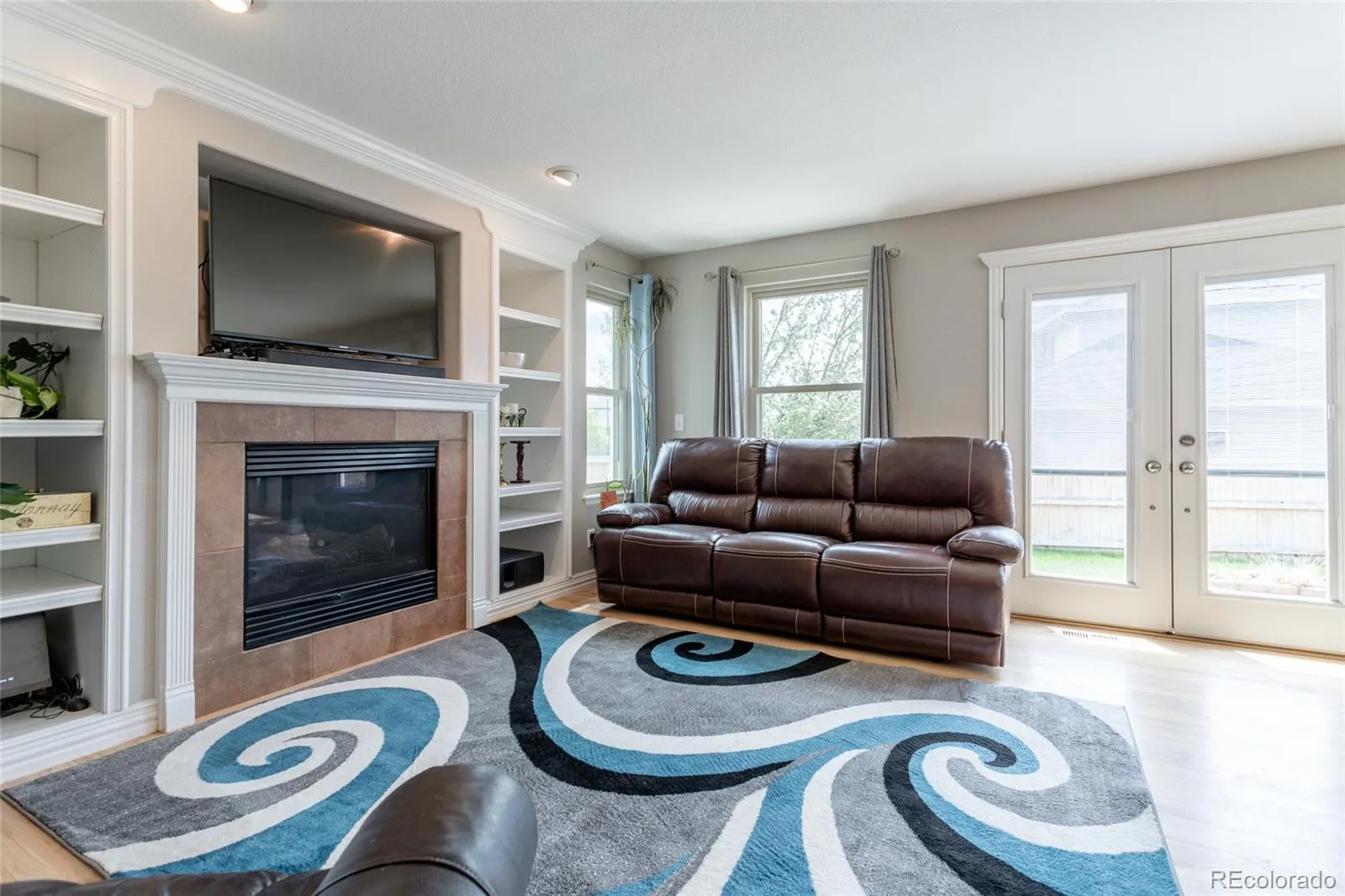 Brighton, Colorado 80601, United States, 4 Bedrooms Bedrooms, ,4 BathroomsBathrooms,Residential,Pending,121736