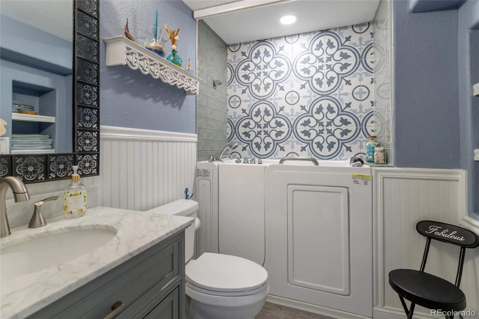 Brighton, Colorado 80601, United States, 4 Bedrooms Bedrooms, ,4 BathroomsBathrooms,Residential,Pending,121736