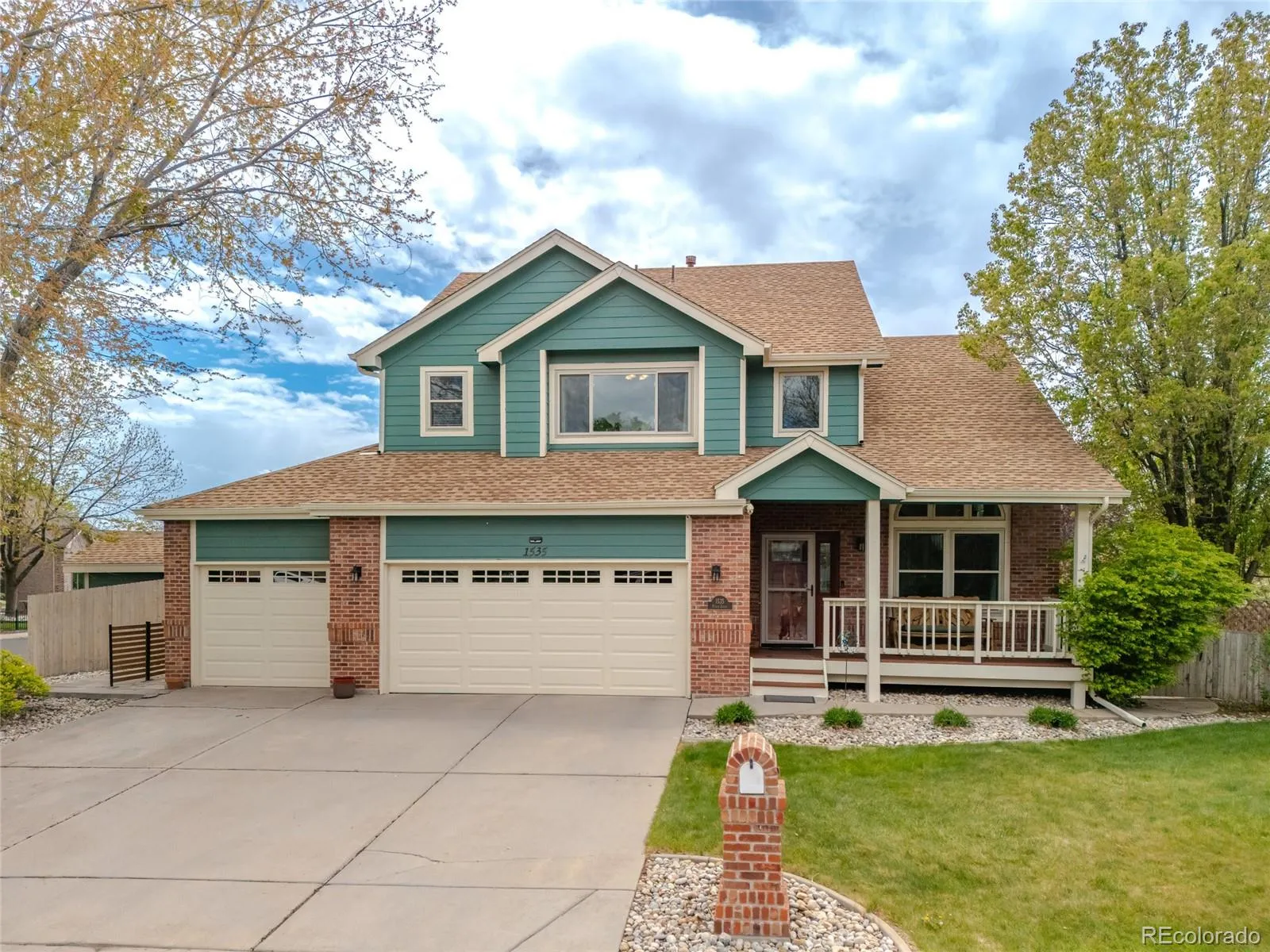 Brighton, Colorado 80601, United States, 4 Bedrooms Bedrooms, ,4 BathroomsBathrooms,Residential,Pending,121736