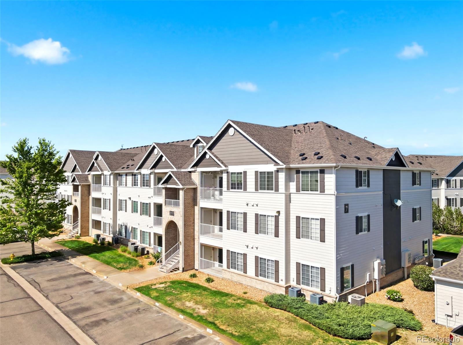 15700 E Jamison Drive 305