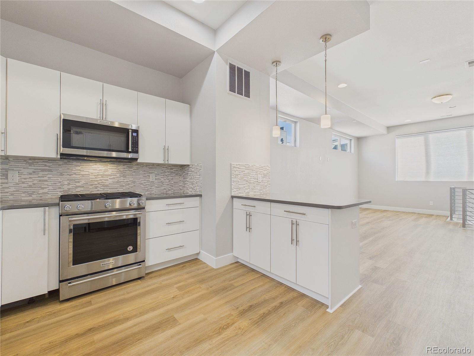 1632 Lowell Boulevard 5