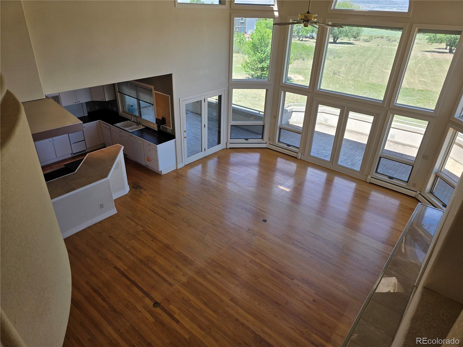 6719 Lakeside Circle