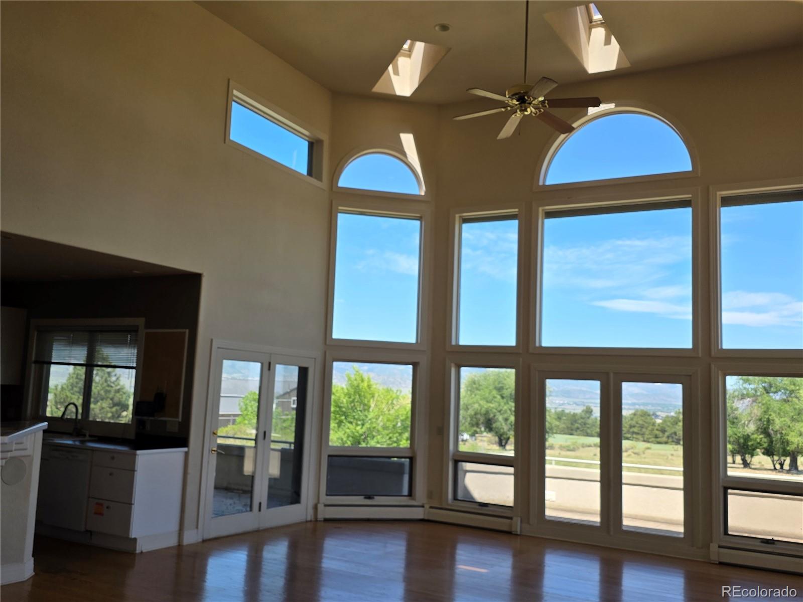 6719 Lakeside Circle
