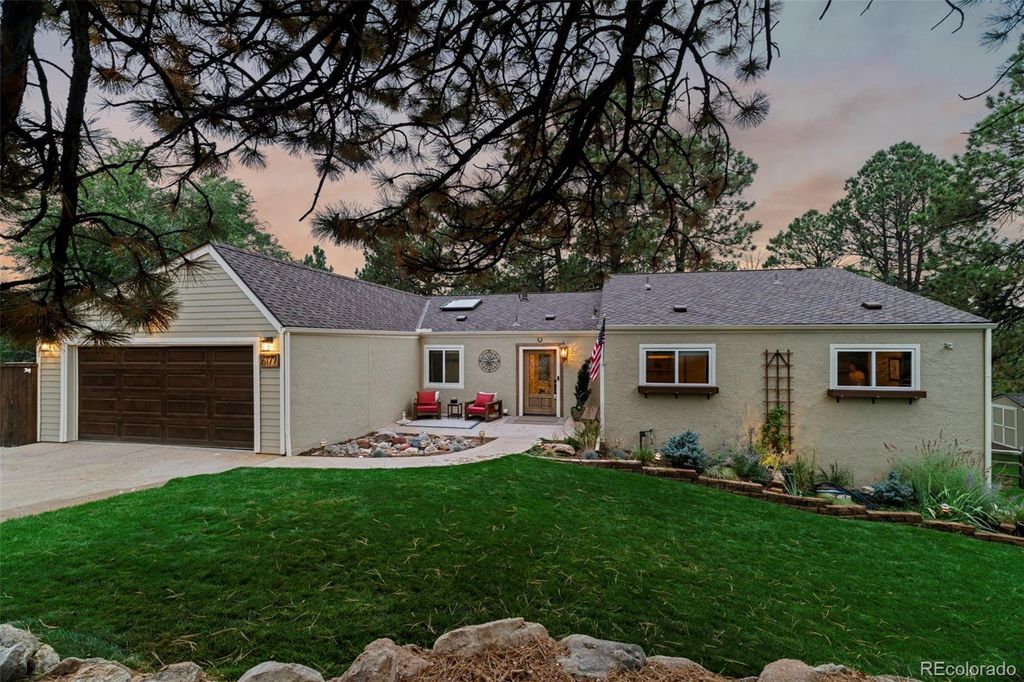 Photo of 6177 Hollowview Court, Parker, CO 80134 (MLS # 3327570)