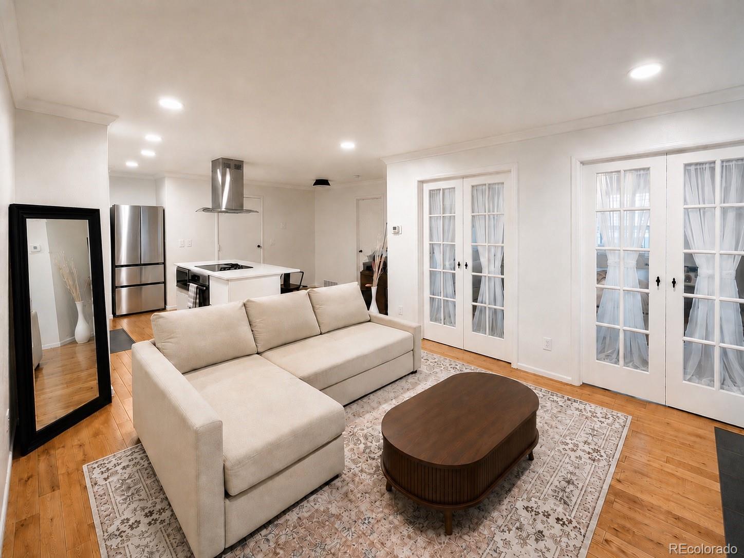 11 W Ellsworth Avenue 21