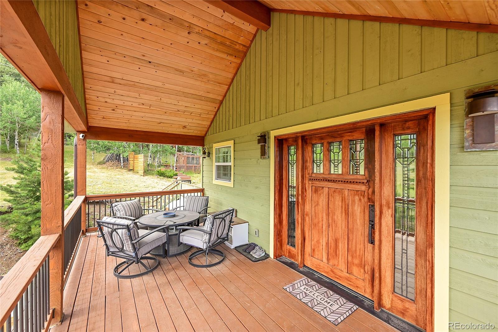 576 Bluebird Lane