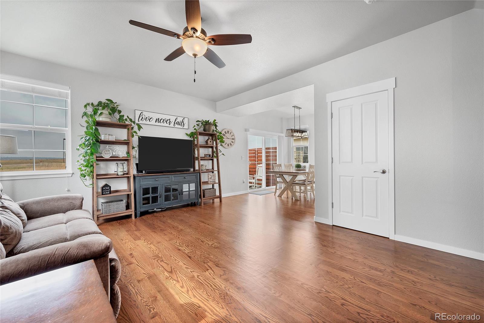 3824 Red Deer Trail B