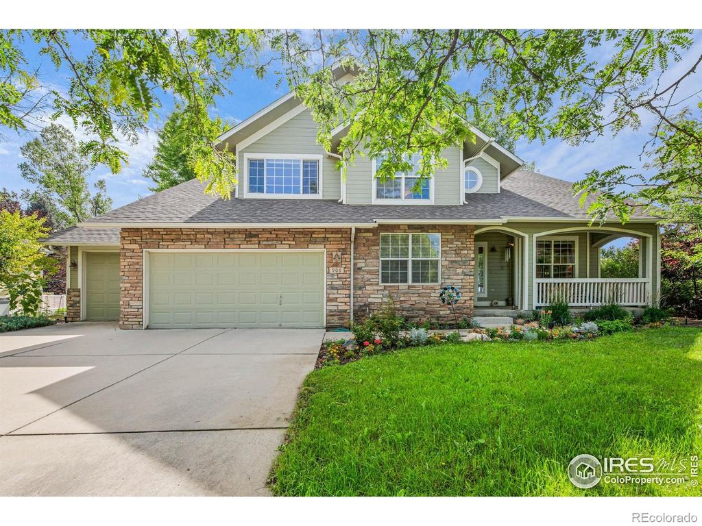 Photo of 906 Cranberry Court, Longmont, CO 80503 (MLS # IR1040581)