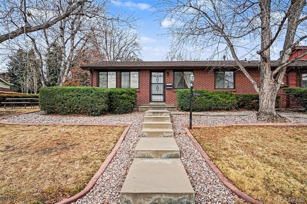 Photo of 6500 Brentwood Street, Arvada, CO 80004 (MLS # 7324754)