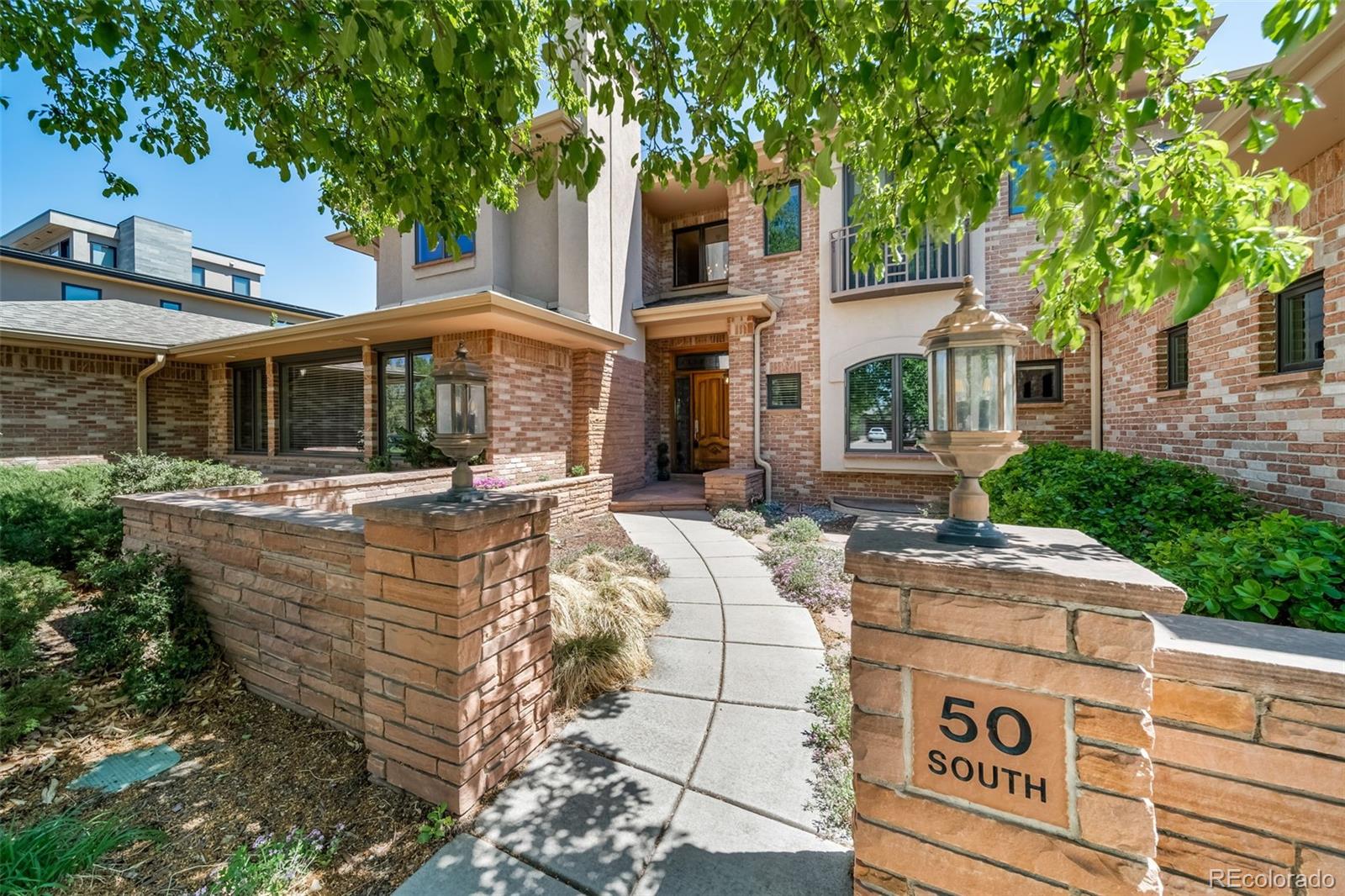 50 S Clermont Street