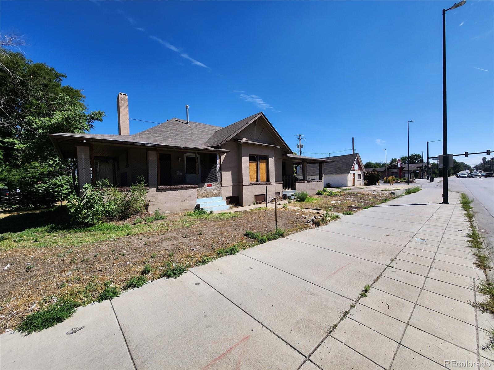 31 W Evans Avenue