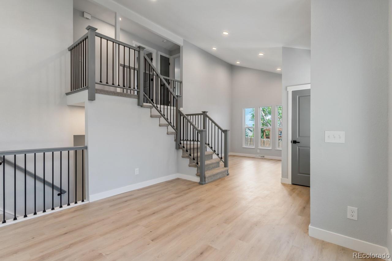 4740 W 108th Place