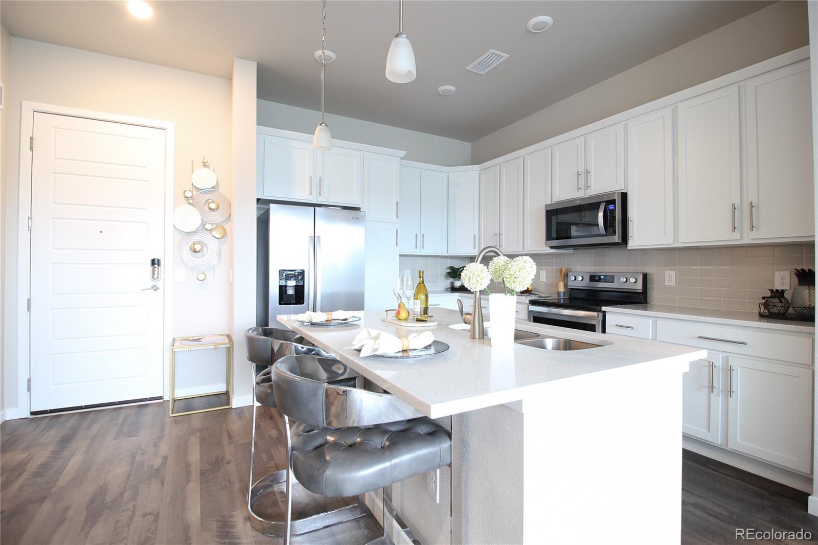 420 E Fremont Place 408