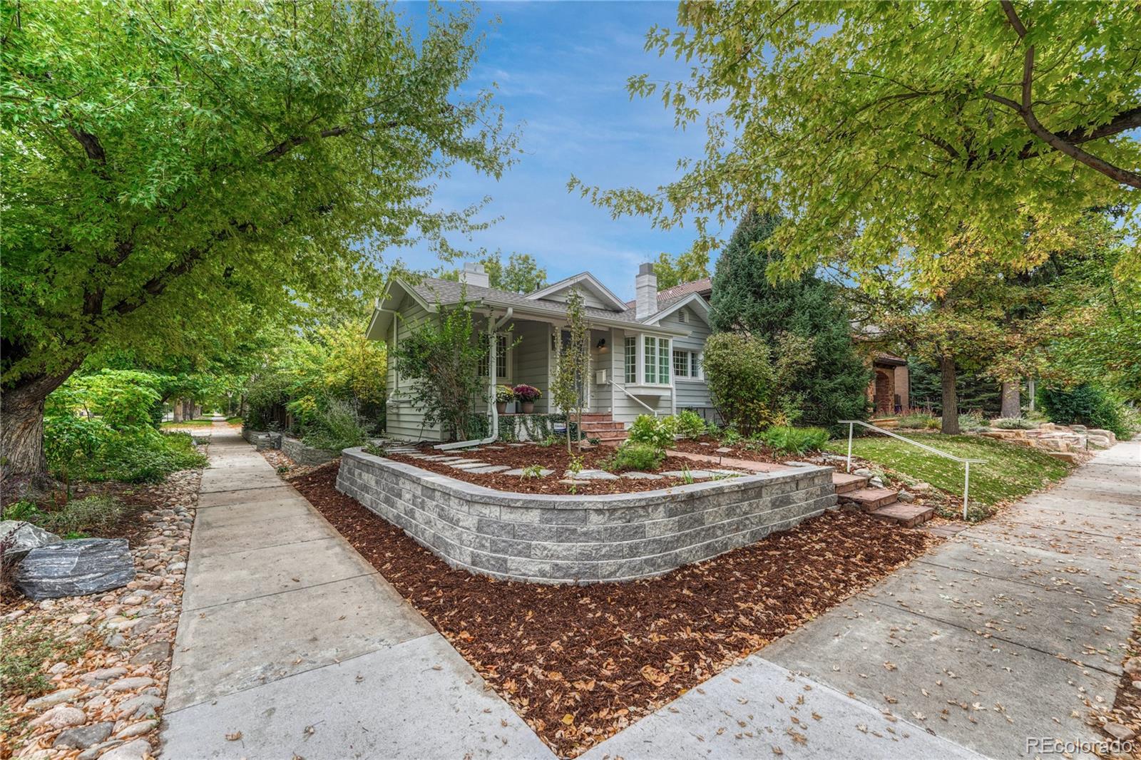 2086 Grape Street