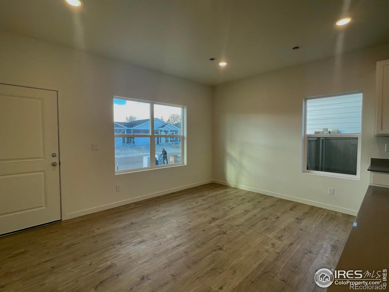 7136 Gateway Crossing Street