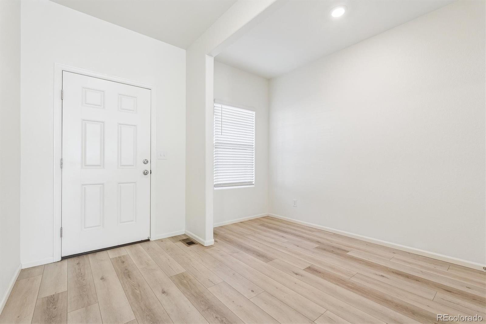 7240 Fall River Circle