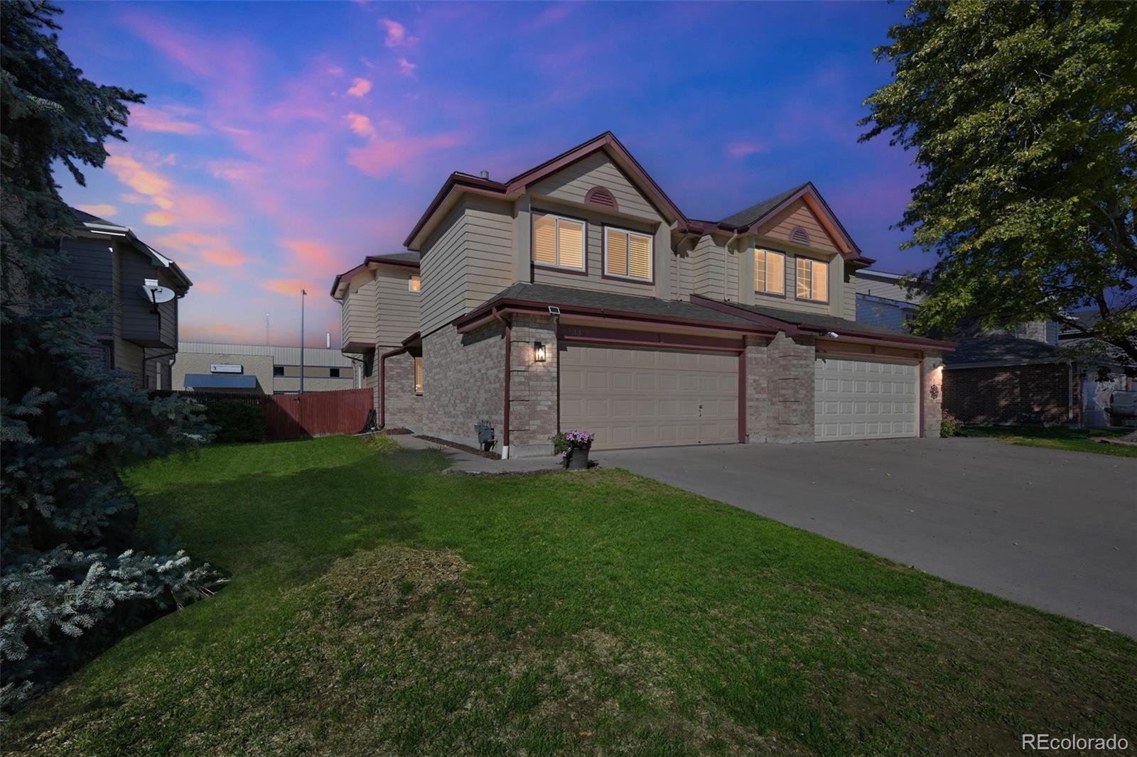 533 W 114th Way