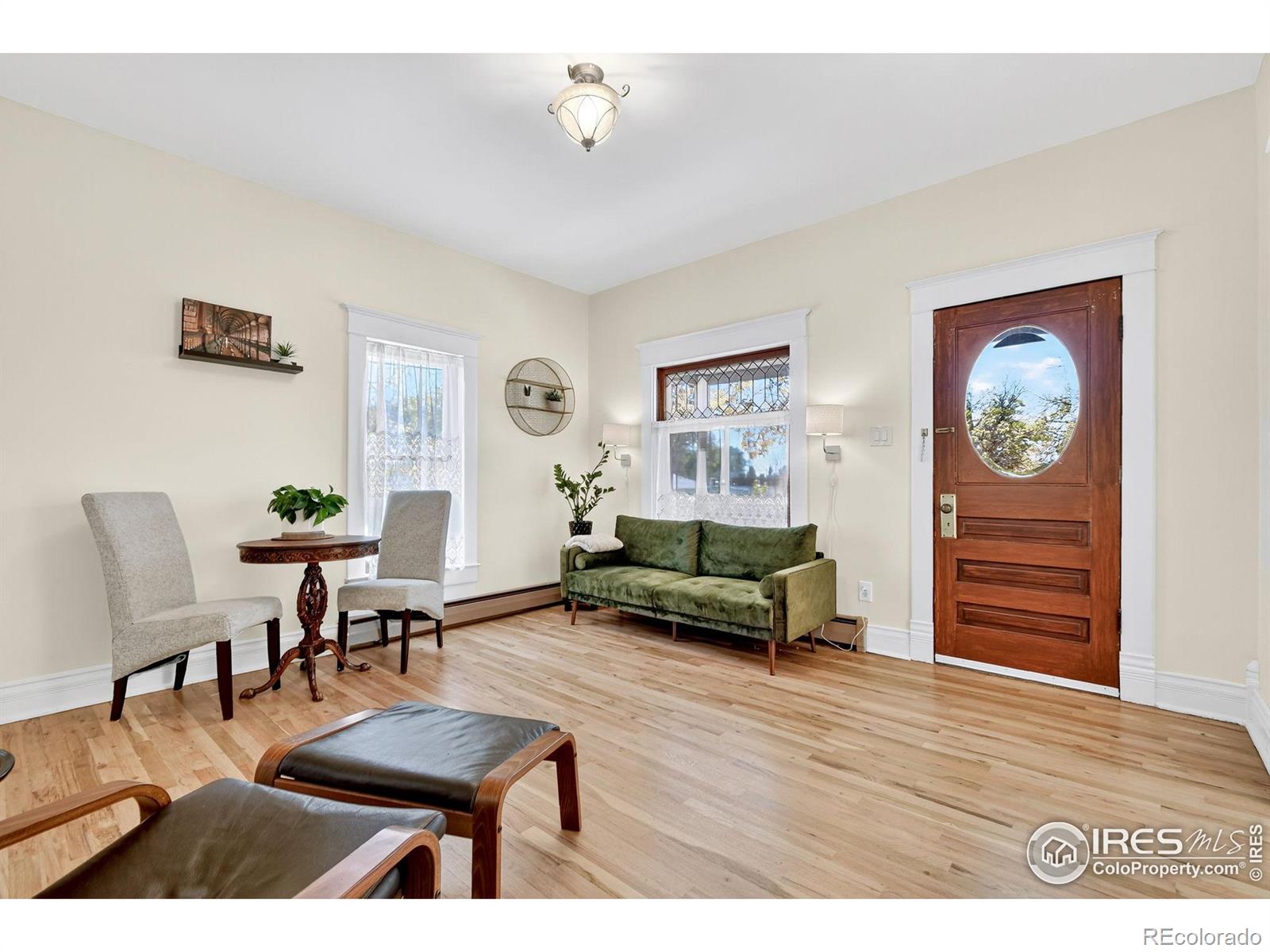 201 W Chester Street