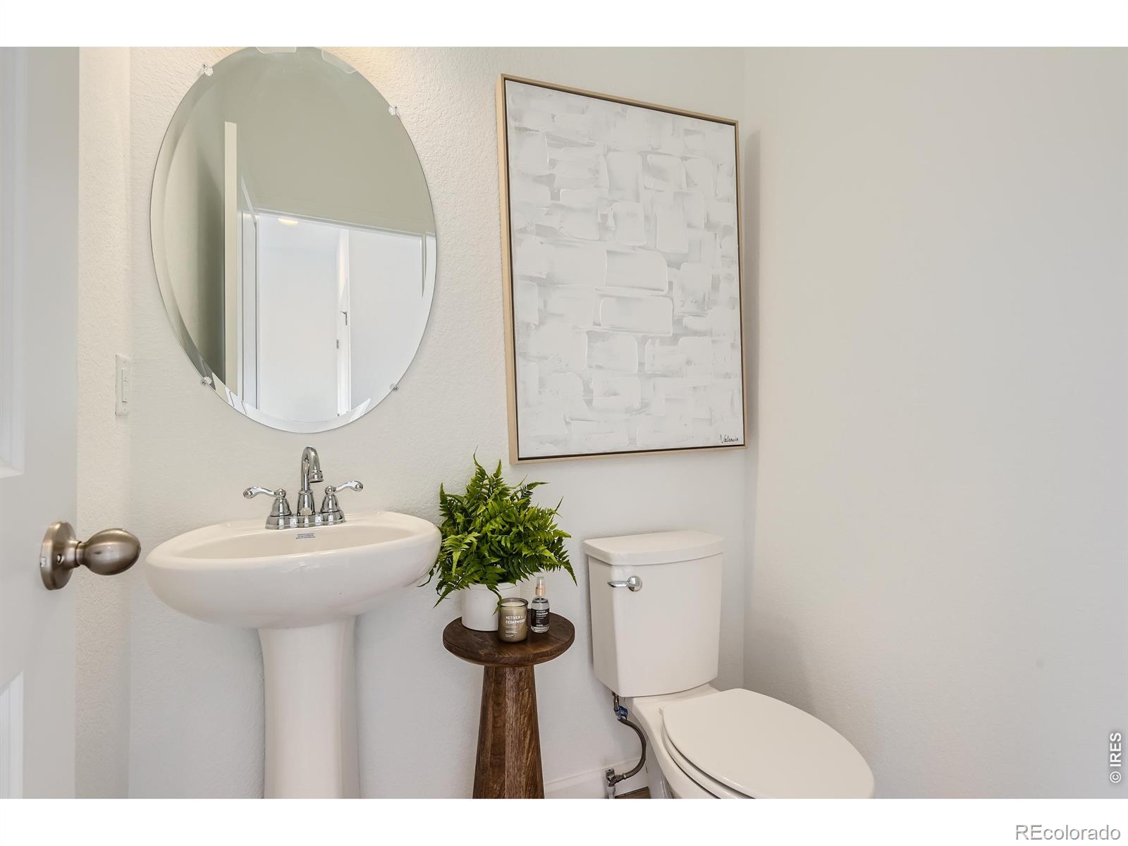 1002 Schlagel Street 6