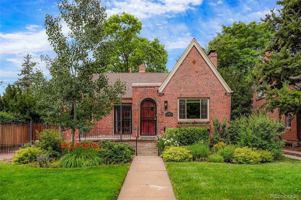 Photo of 2227 Locust Street, Denver, CO 80207 (MLS # 7728220)