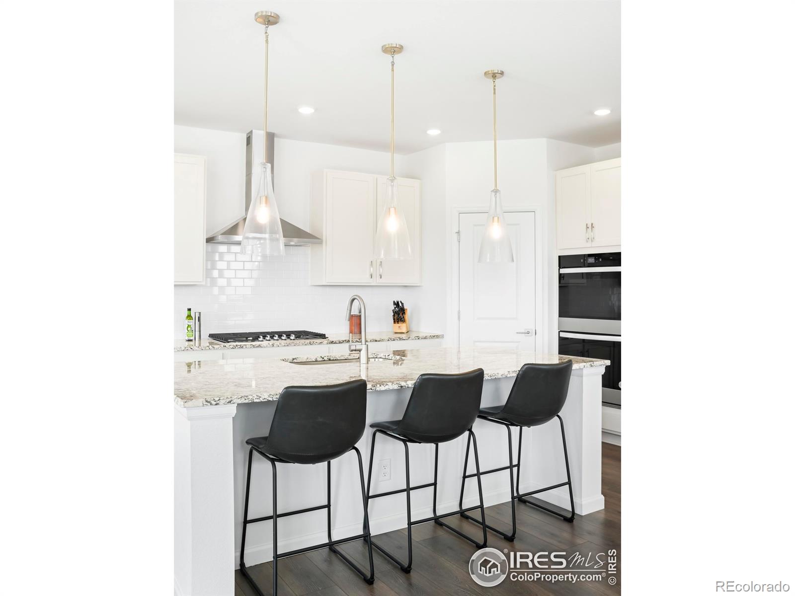 2905 S Flat Circle