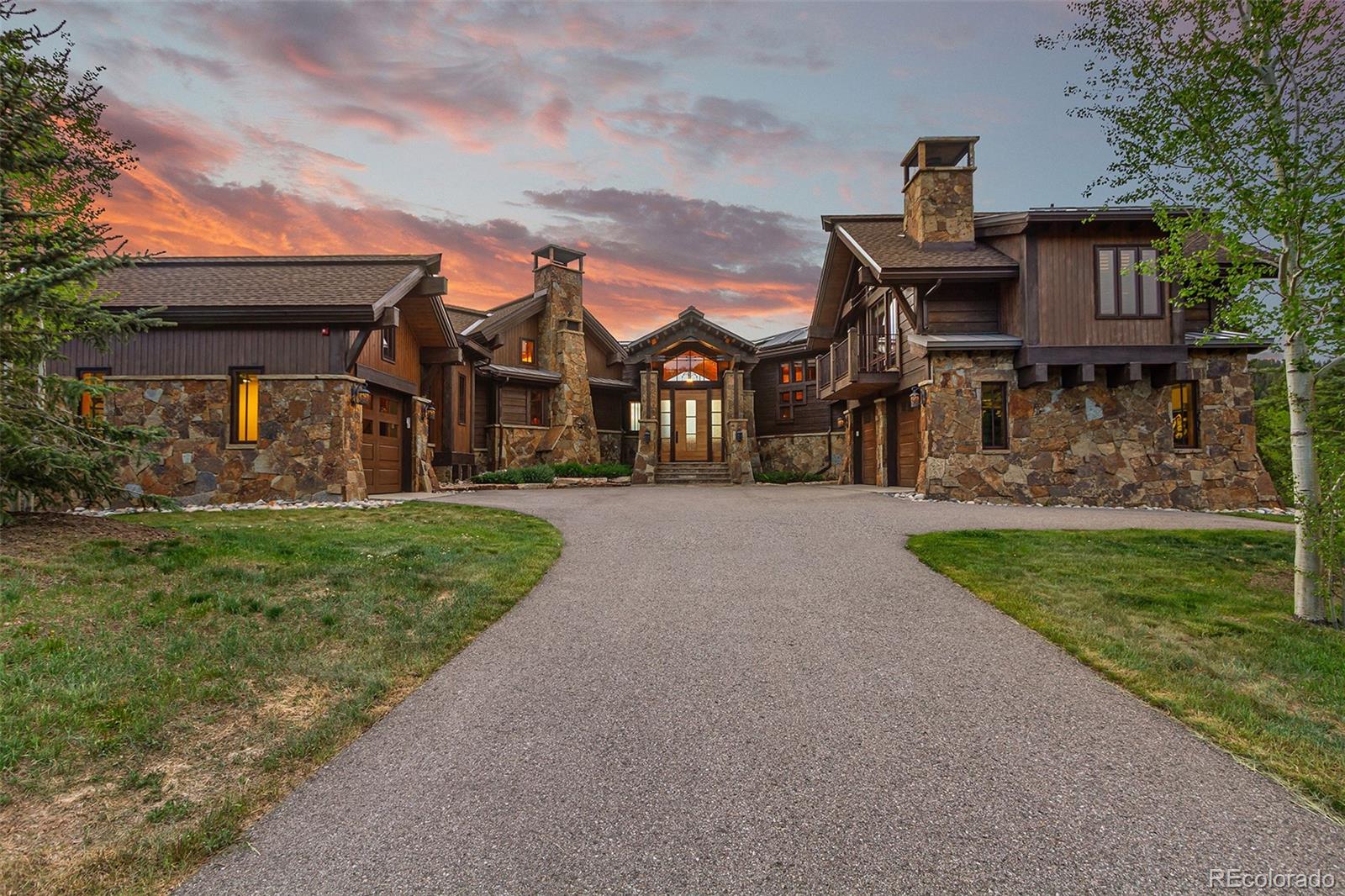 220 Cottonwood Circle