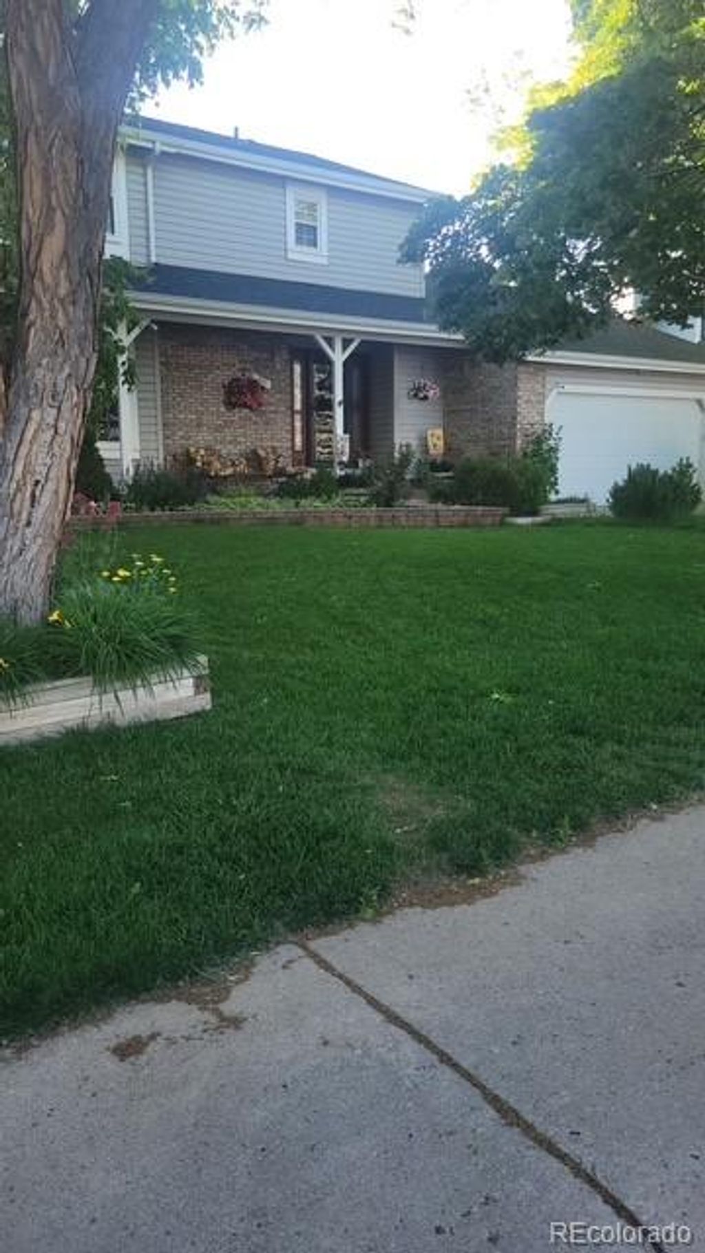 Photo of 85 Prairie Ridge Road, Highlands Ranch, CO 80126 (MLS # 2043516)