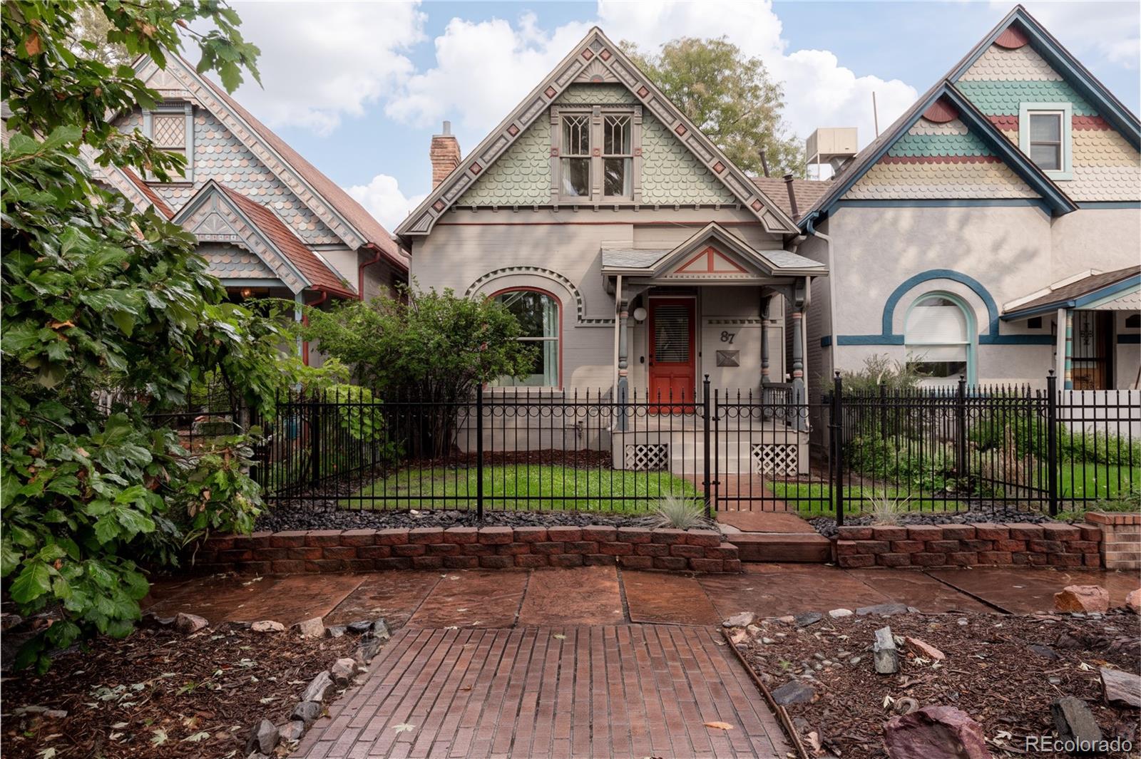 87 W Cedar Avenue