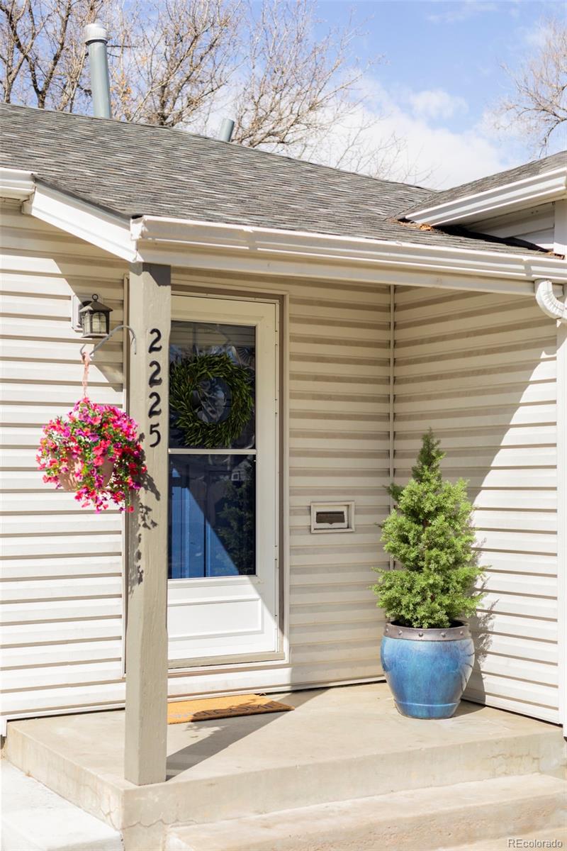 2225 S Marion Street