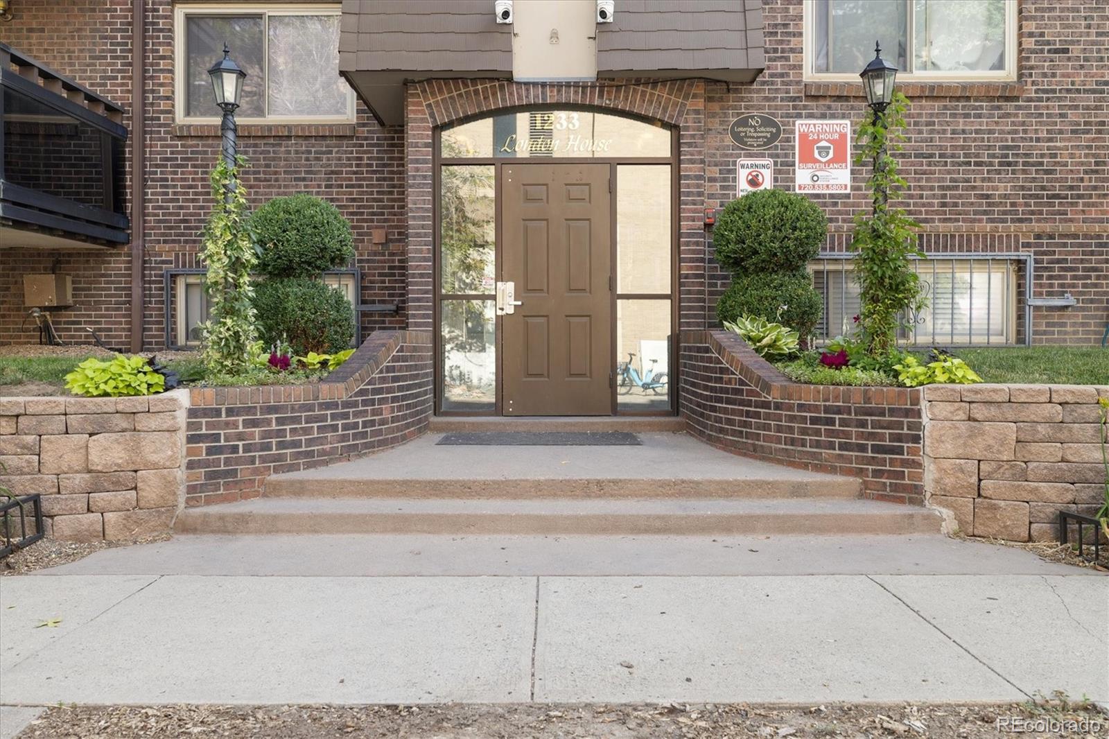 1233 N Ogden Street 312