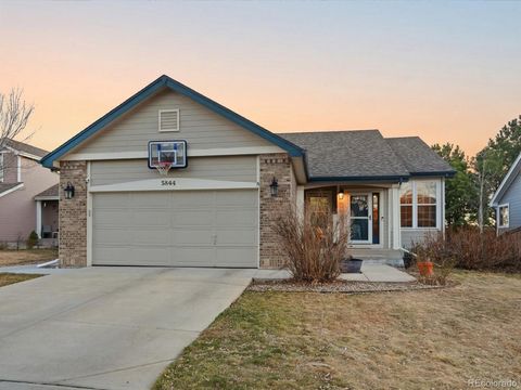 Photo of 5844 W Ida Drive, Littleton, CO 80123 (MLS # 5484446)