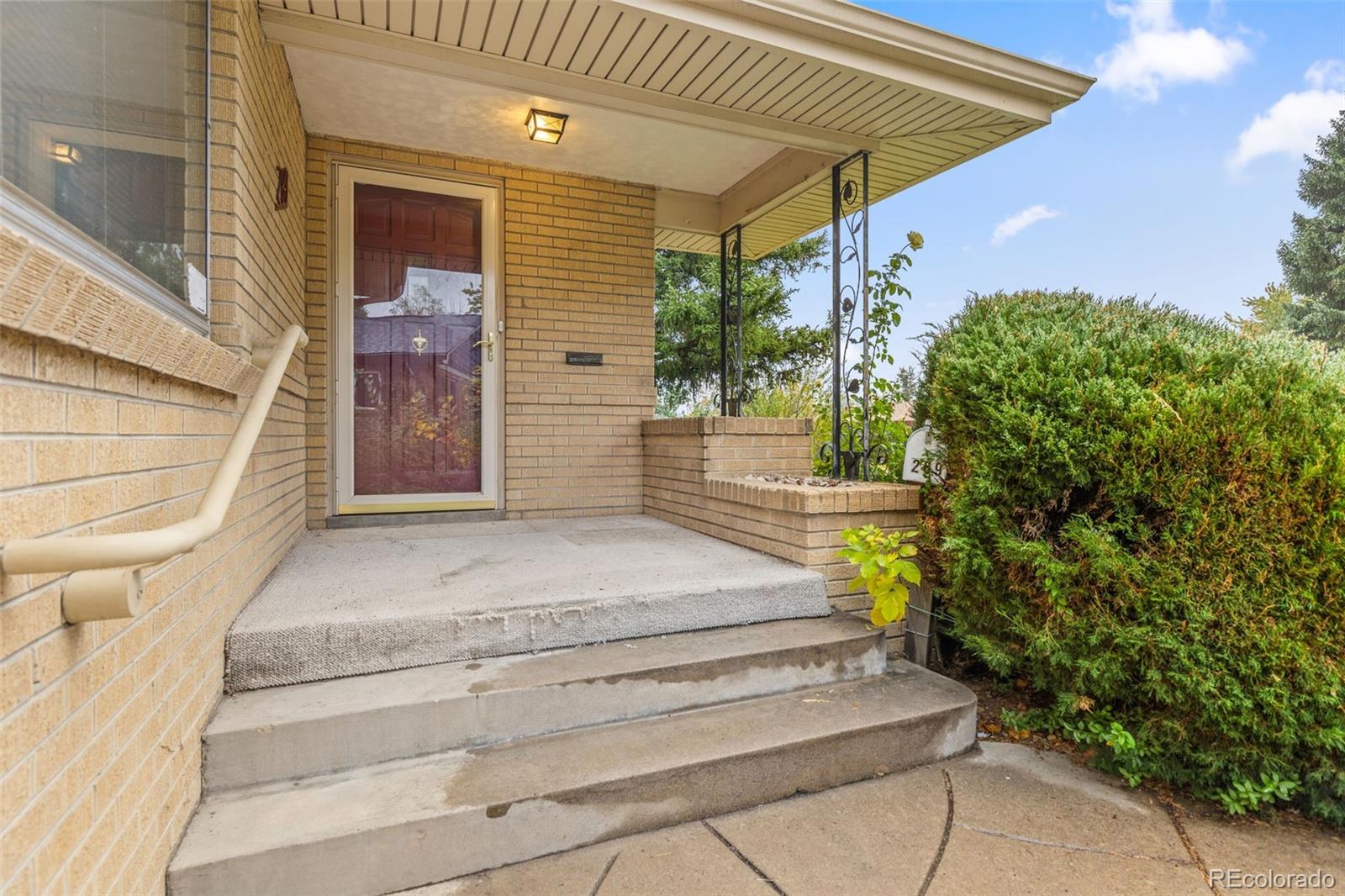 289 Flint Way