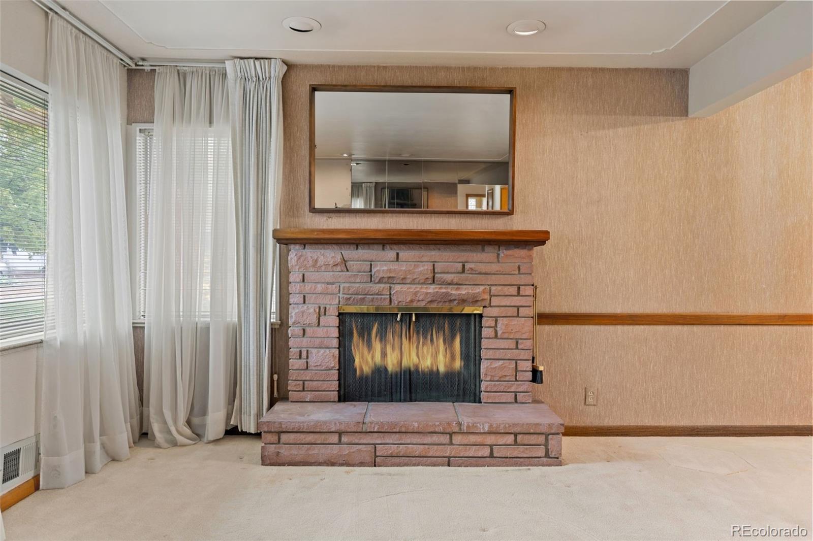 289 Flint Way