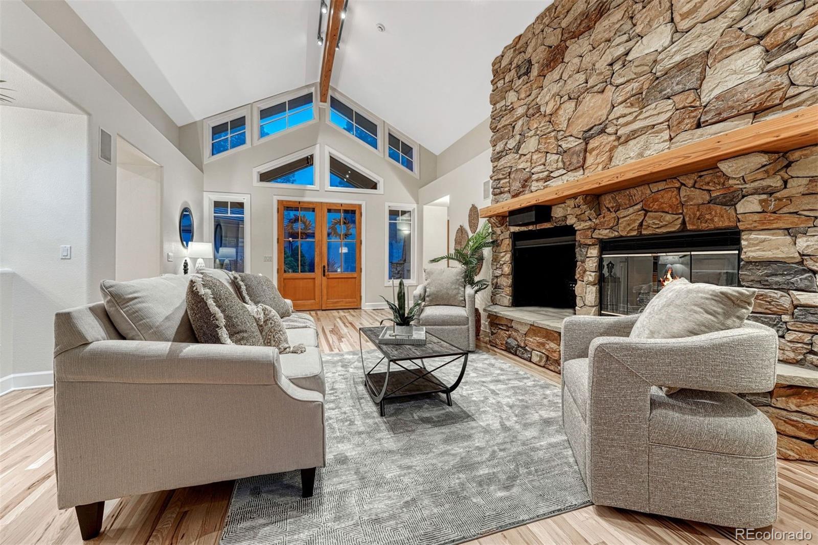 559 Silver Oak Grove