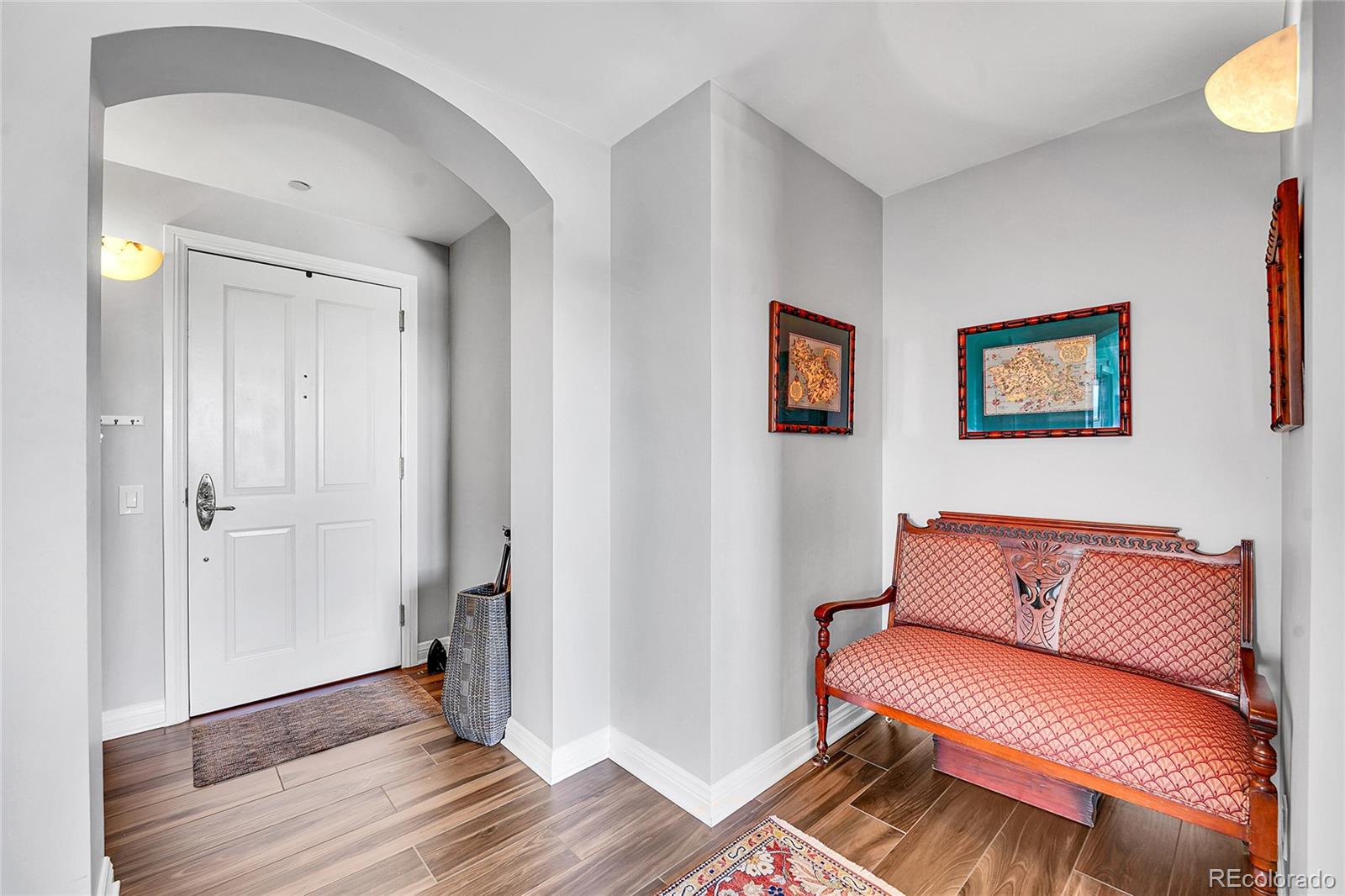 400 E 3rd Avenue 902