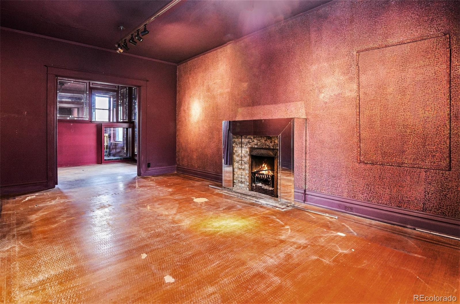 4037 E 17th Avenue Parkway