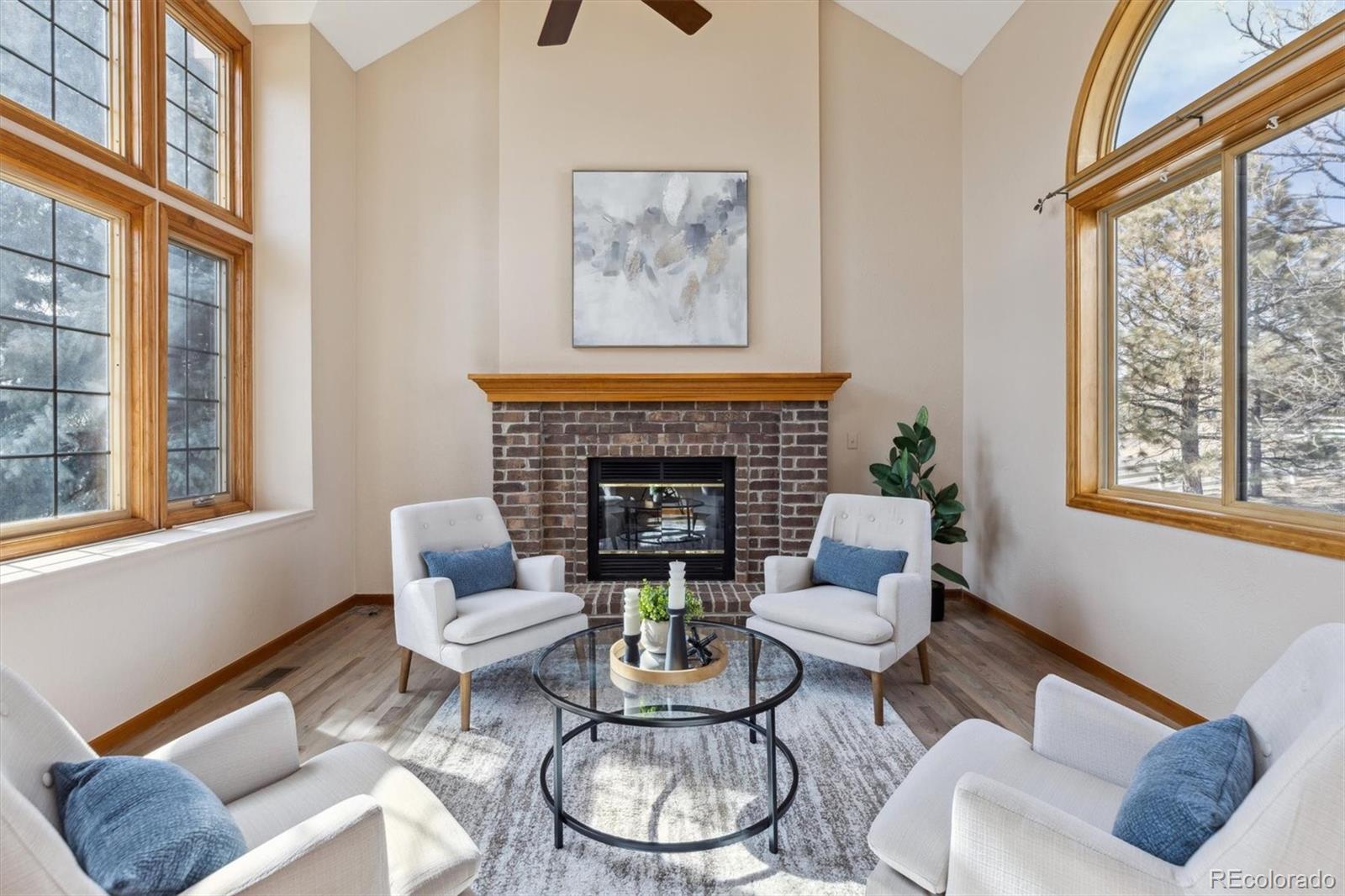 15935 W 77th Place