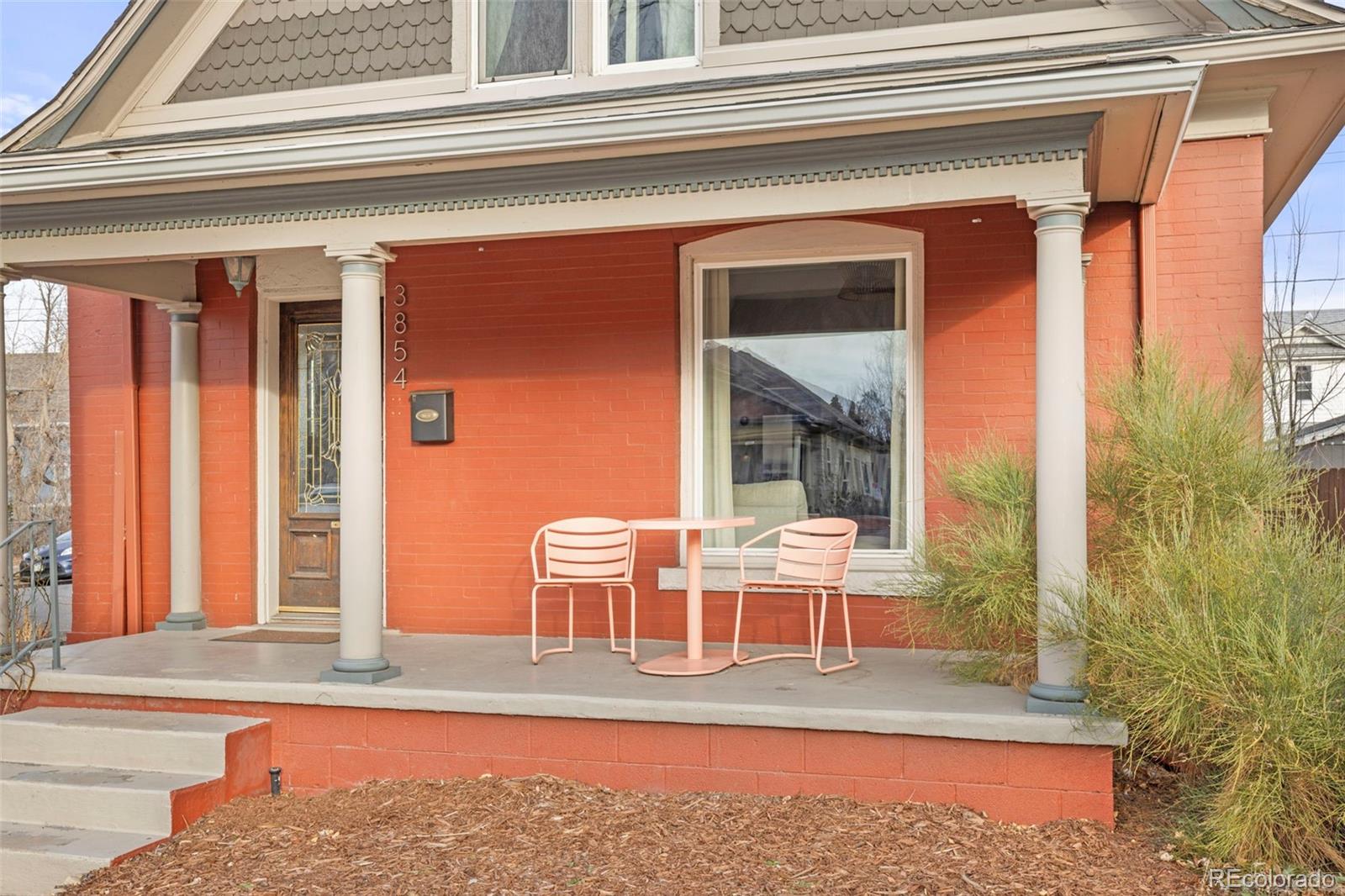 3854 Lowell Boulevard